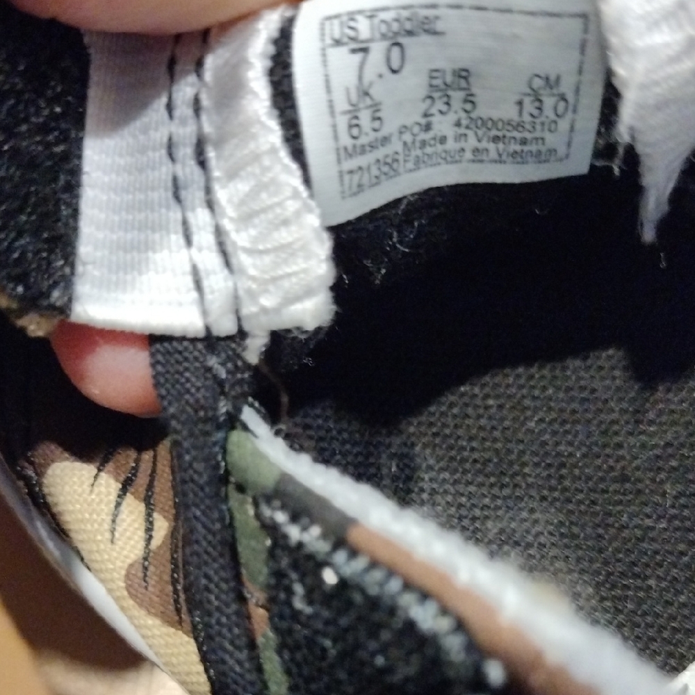 Vans Kids Camouflage Sneakers with Shark Design - Picture 3 of 6